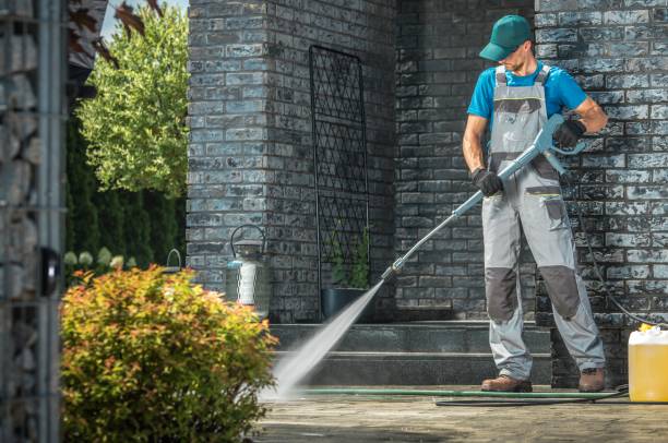 Best Gutter Cleaning  in Rialto, CA